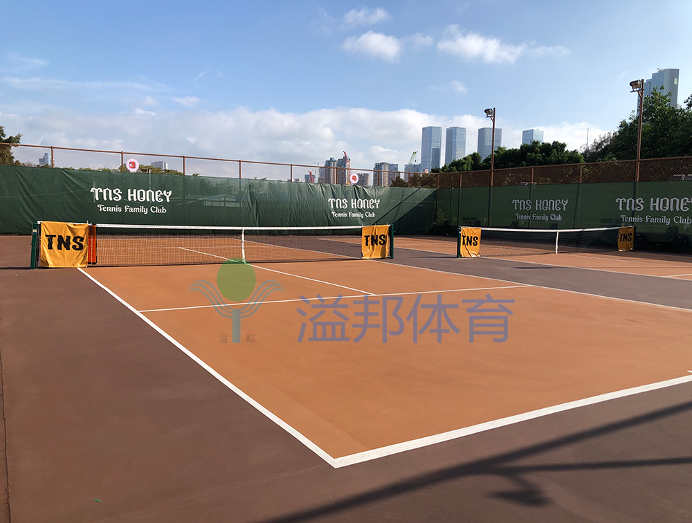 網(wǎng)球場價格以及建設(shè)要求，溢邦體育承建深圳網(wǎng)紅運動網(wǎng)球場