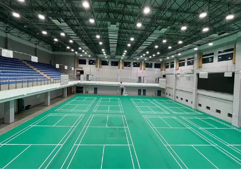 室內(nèi)羽毛球場地造價(jià)